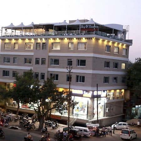 Hotel City Crown Mandsaur Bagian luar foto